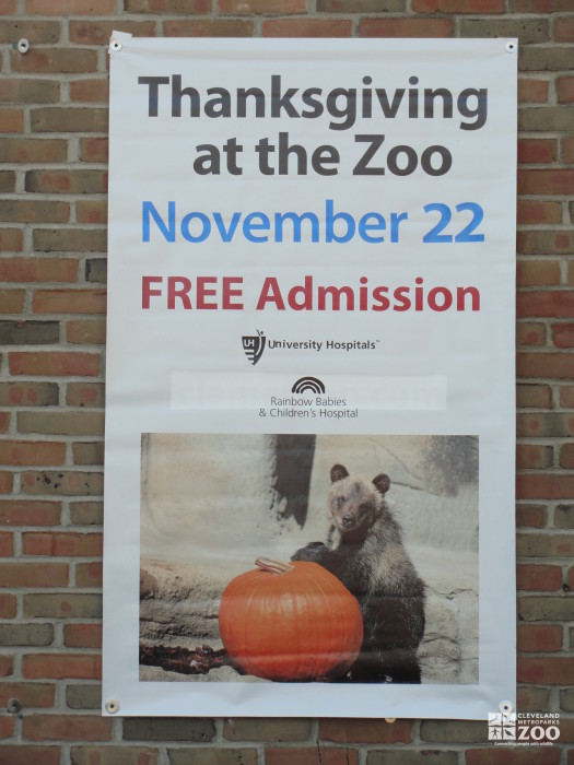 Thanksgiving at the Zoo Sign (2)