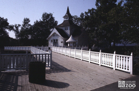 1985 - Wade Hall Deck