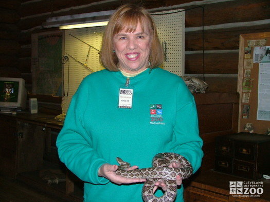 2006 - Volunteer with snake