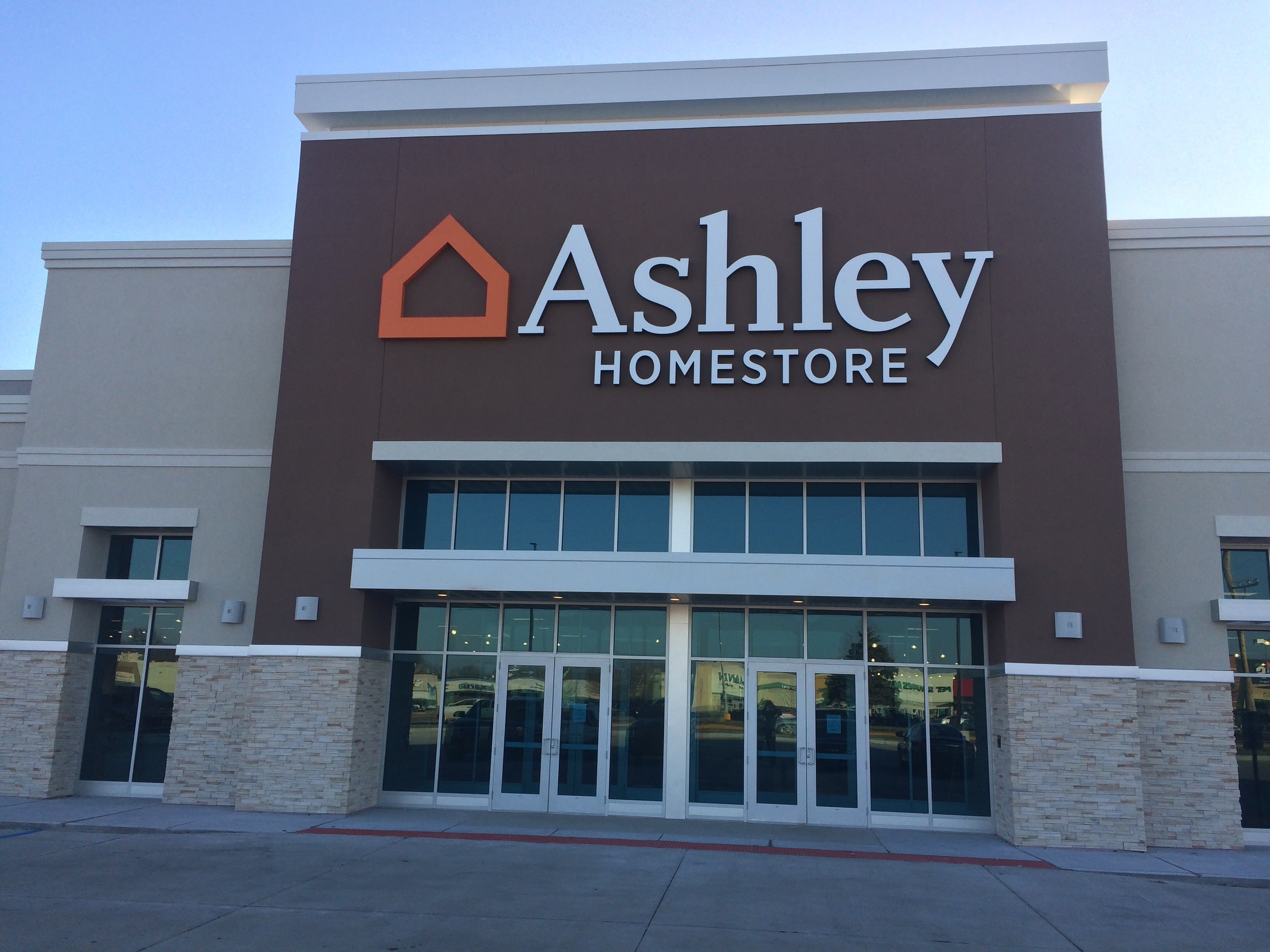 Furniture And Mattress Store In Burlington Ia Ashley Homestore