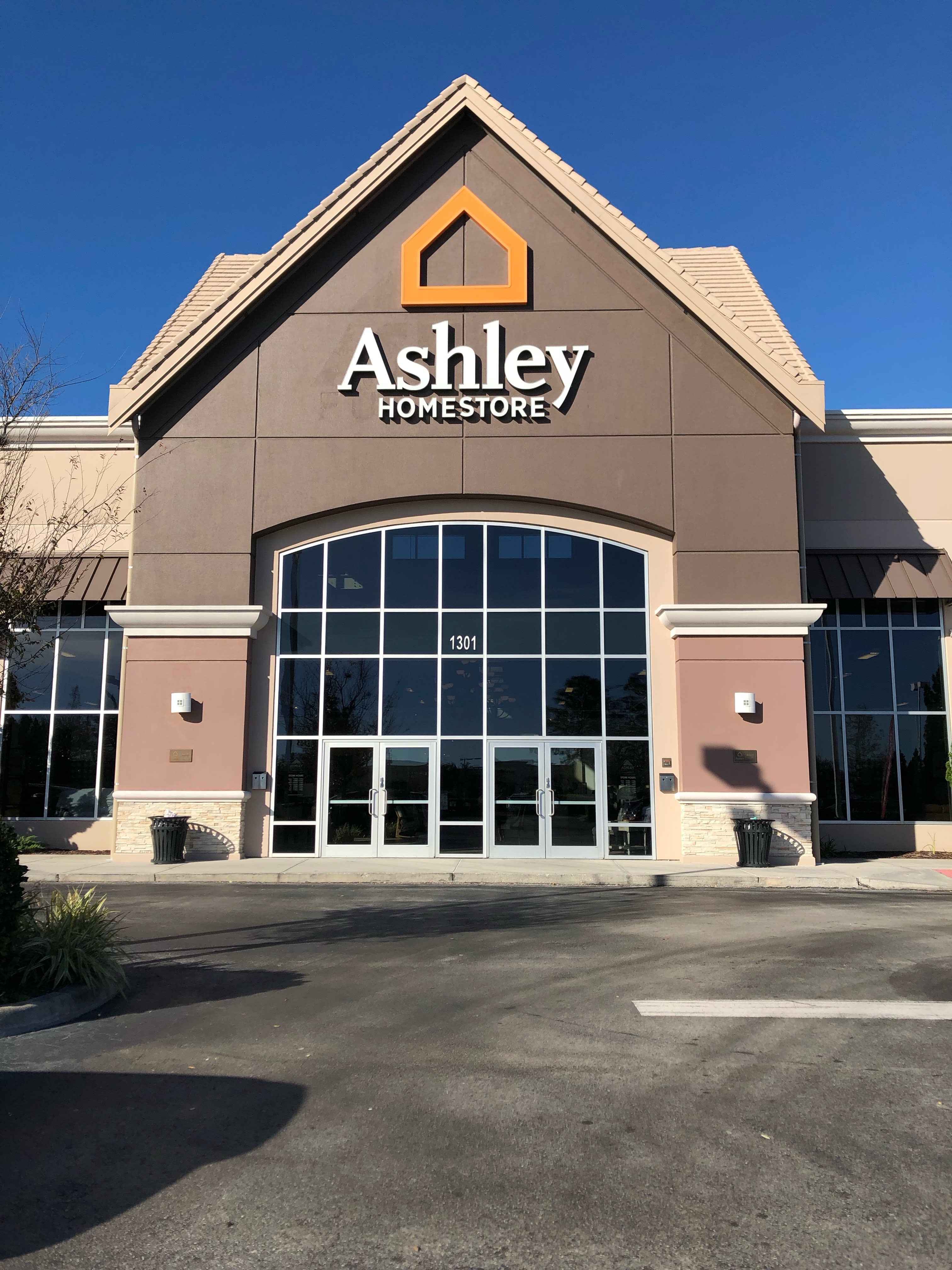 Ashley shop homestore locations