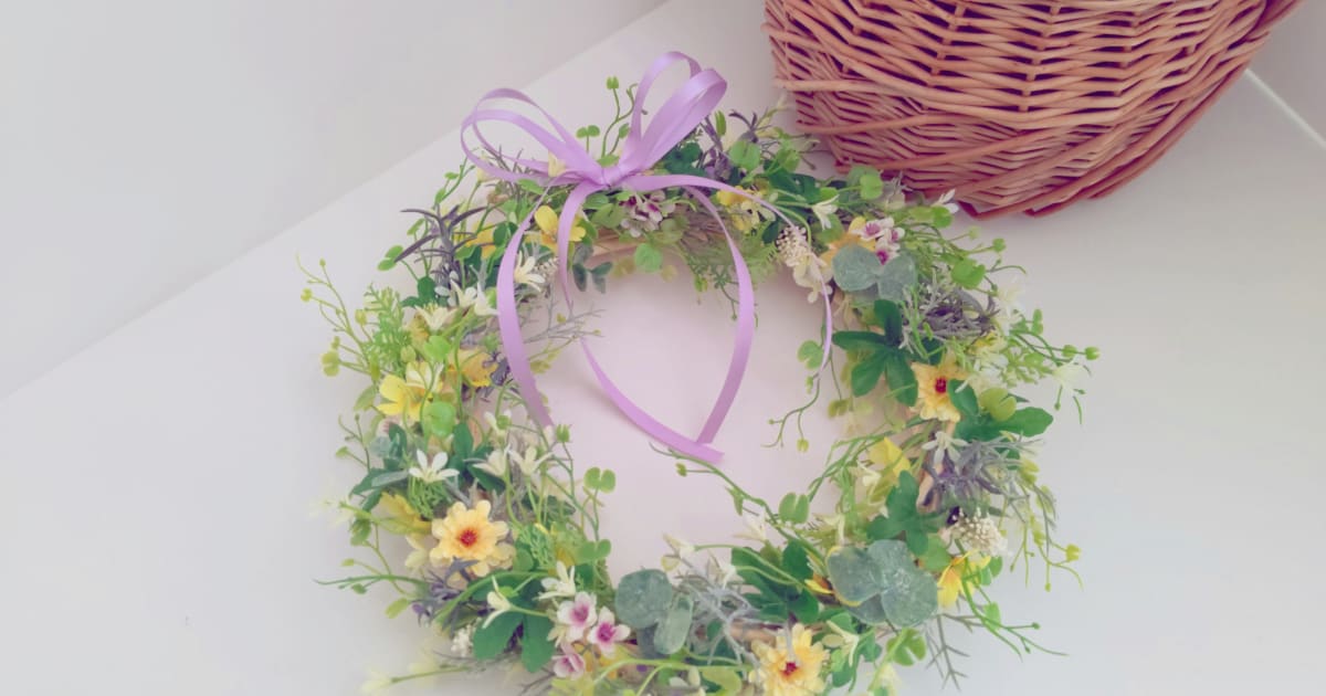 フラワーアレンジメント体験　〜春の小花のリース〜