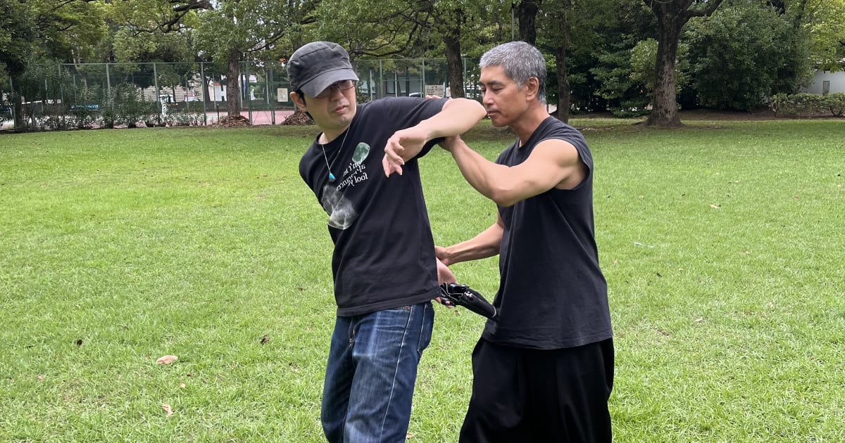 接近護身術卍-MANJI-