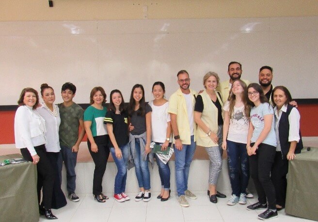 Universitário realizou debate sobre Dia da Mulher Universitário realizou debate sobre Dia da Mulher