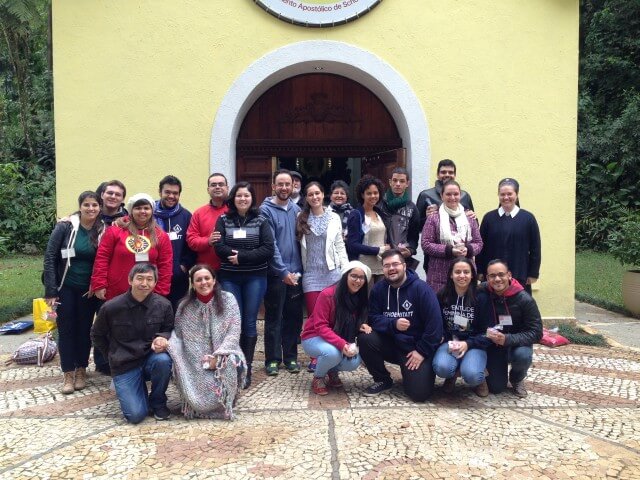 Obra das Famílias a serviço da Juventude e de Schoenstatt!