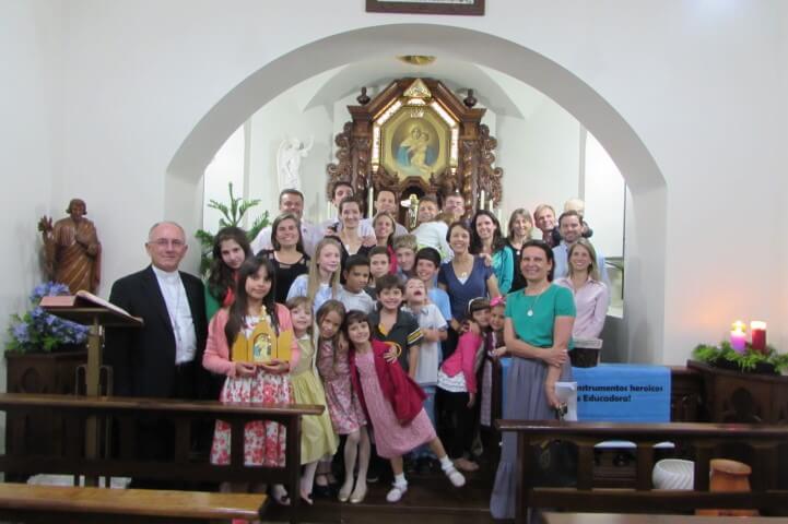 Dom Rafael Biernaski assume a Diocese de Blumenau levando a 