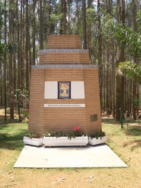1º Santuário do novo século de Schoenstatt, presente da Famí