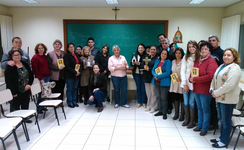 APOSTOLADO UNÃO DE FAMÍLIAS NA CAMPANHA DA MÃE PER
