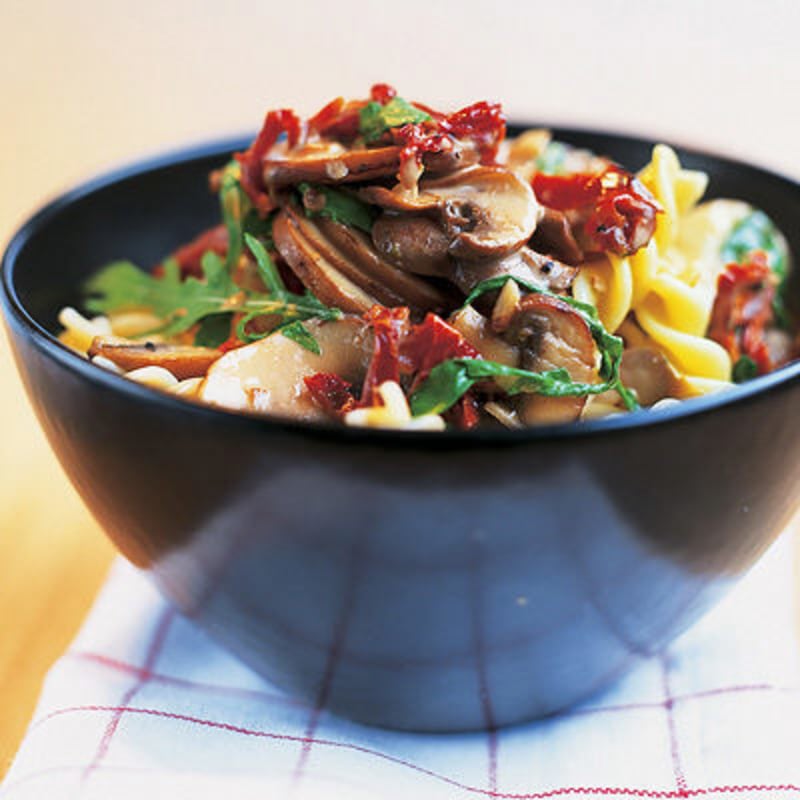 Pasta med svampsås