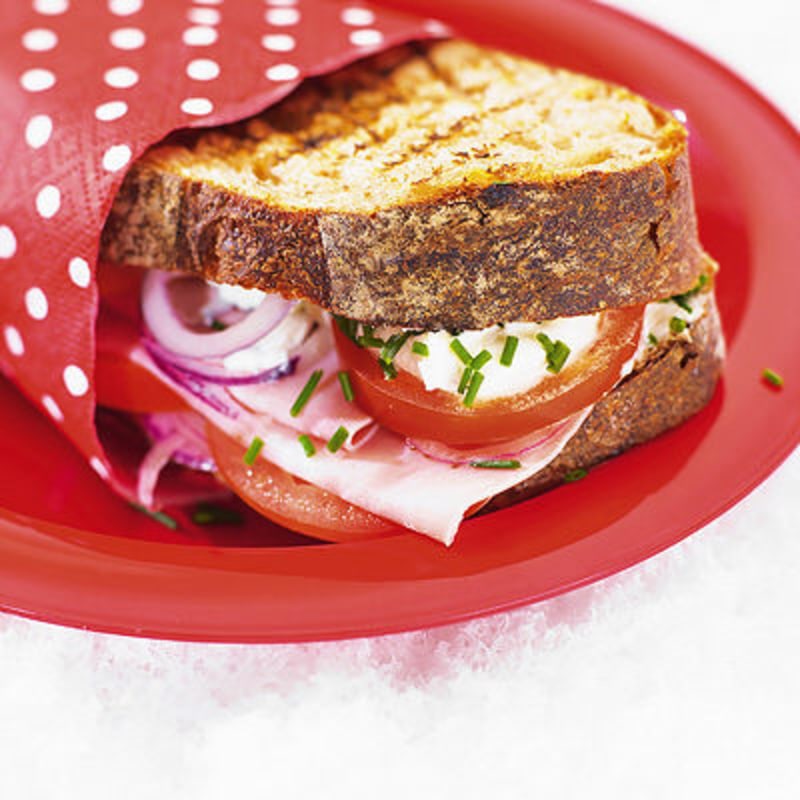 Kalkon- och färskosttoast