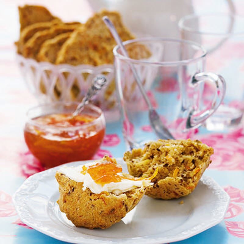 Glutenfritt morots- och linfröbröd