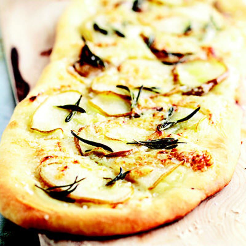 Päron- och manchegopizza