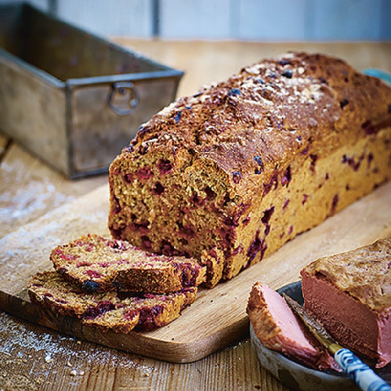Lingonbröd med fänkålsfrön