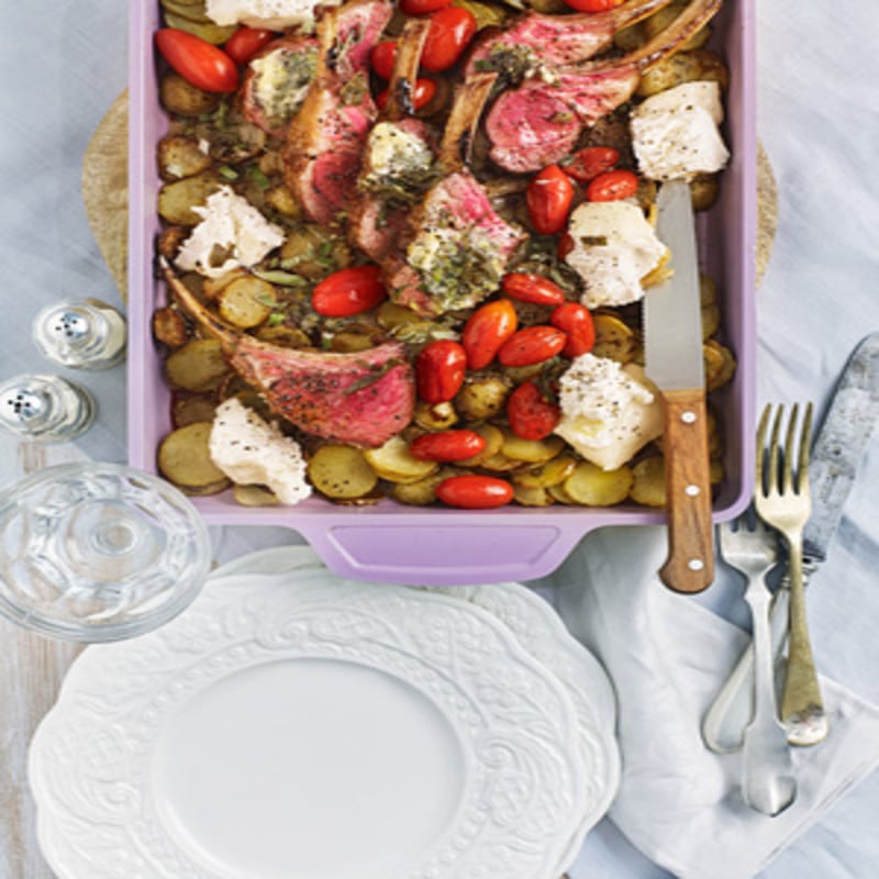 Lammracks med råstekt potatis