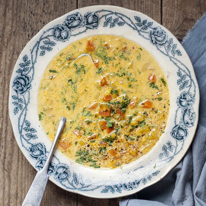 Saffranssoppa med gremolata
