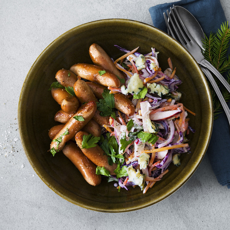 Coleslaw med kycklingprinskorv