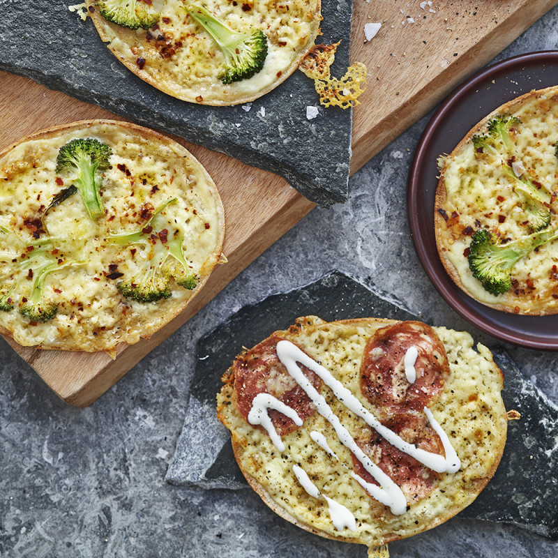 Pizza bianco med broccoli