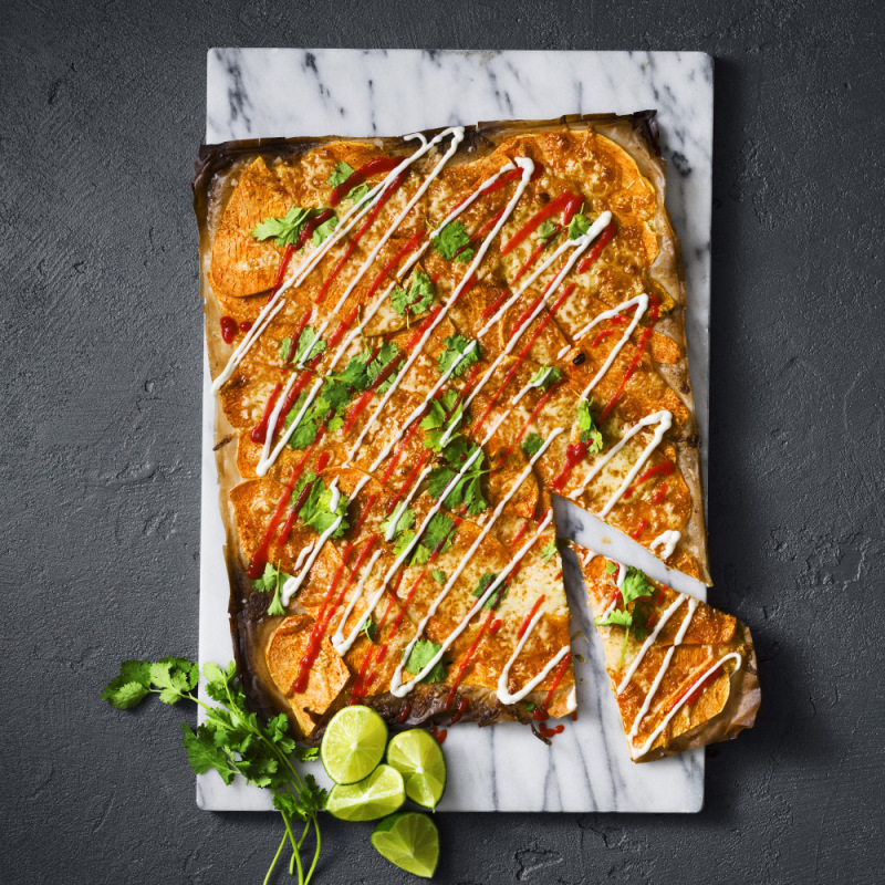 Sötpotatispizza med sriracha och koriander