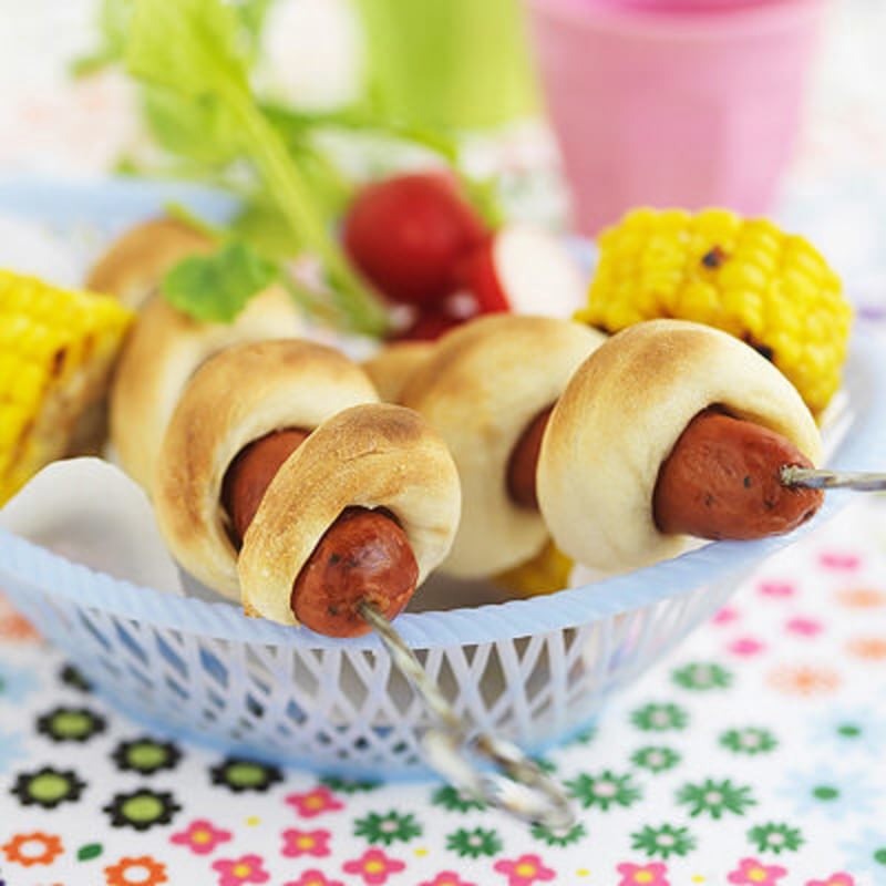 Pinnbröd med grillkorv