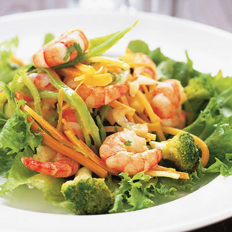 Varm sallad med räkor