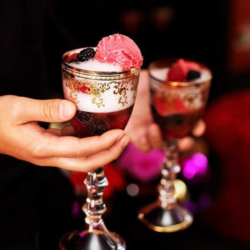 Bubblande sorbet med bär