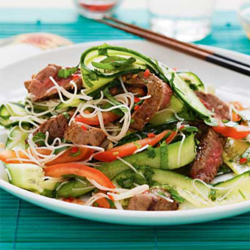 Biffnudelsallad