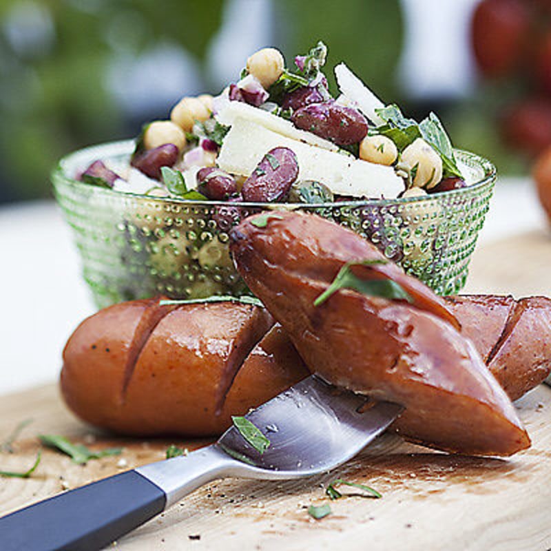 Grillad chorizo med bönsallad
