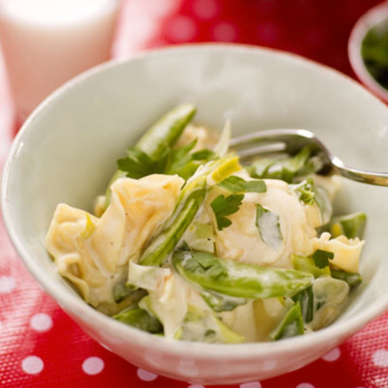 Tortelloni med ostsås