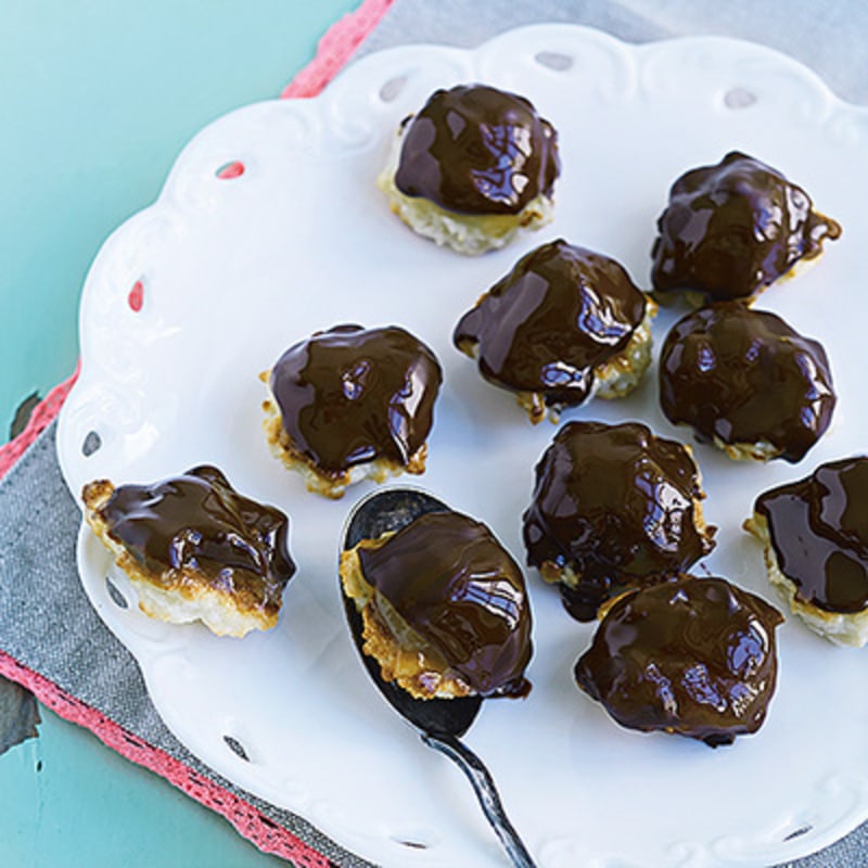 Biskvier med lemon curd