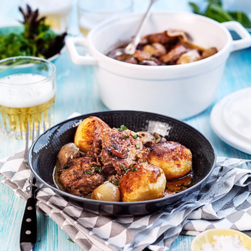 Fläskfilégryta med rufsig rostpotatis