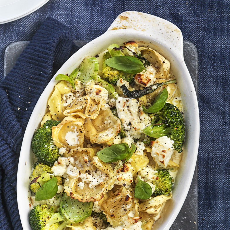 Tortellinigratäng med fetaost
