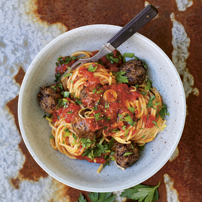 Pasta med auberginebollar