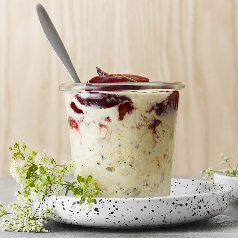 Overnight oats med plommonkompott