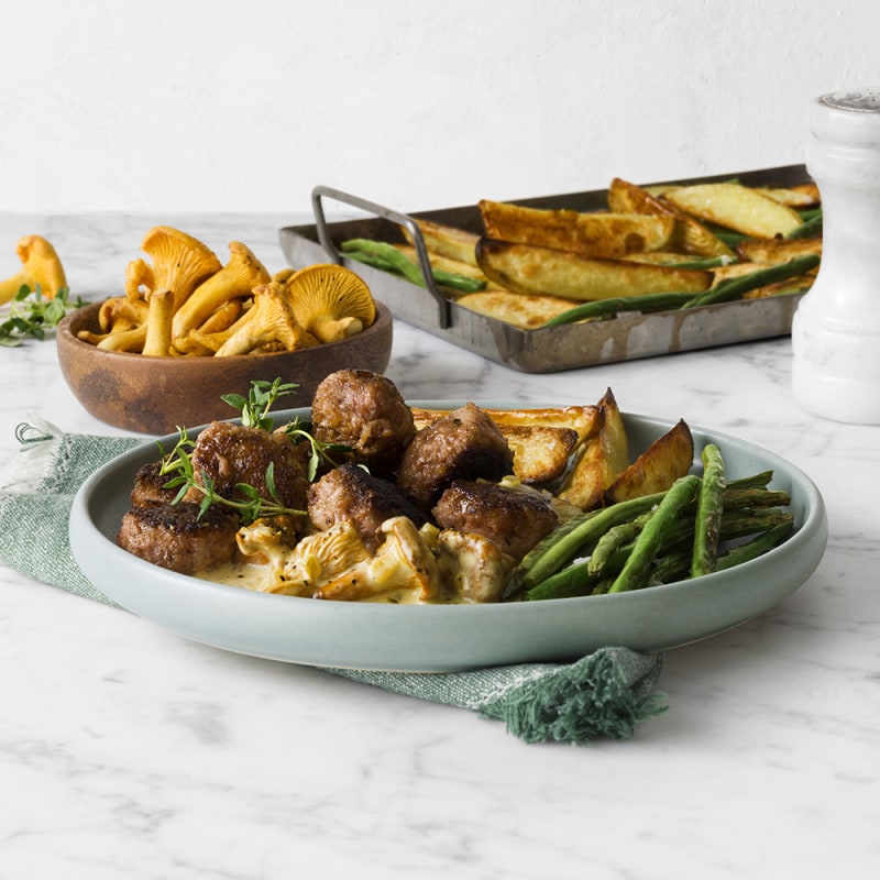 Vegetariska köttbullar med kantarellsås