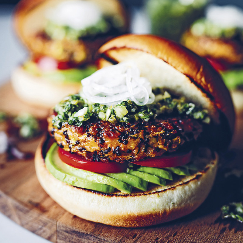 Halloumiburgare med salsa verde