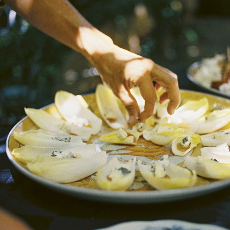 Aperitif med endive och ädelost