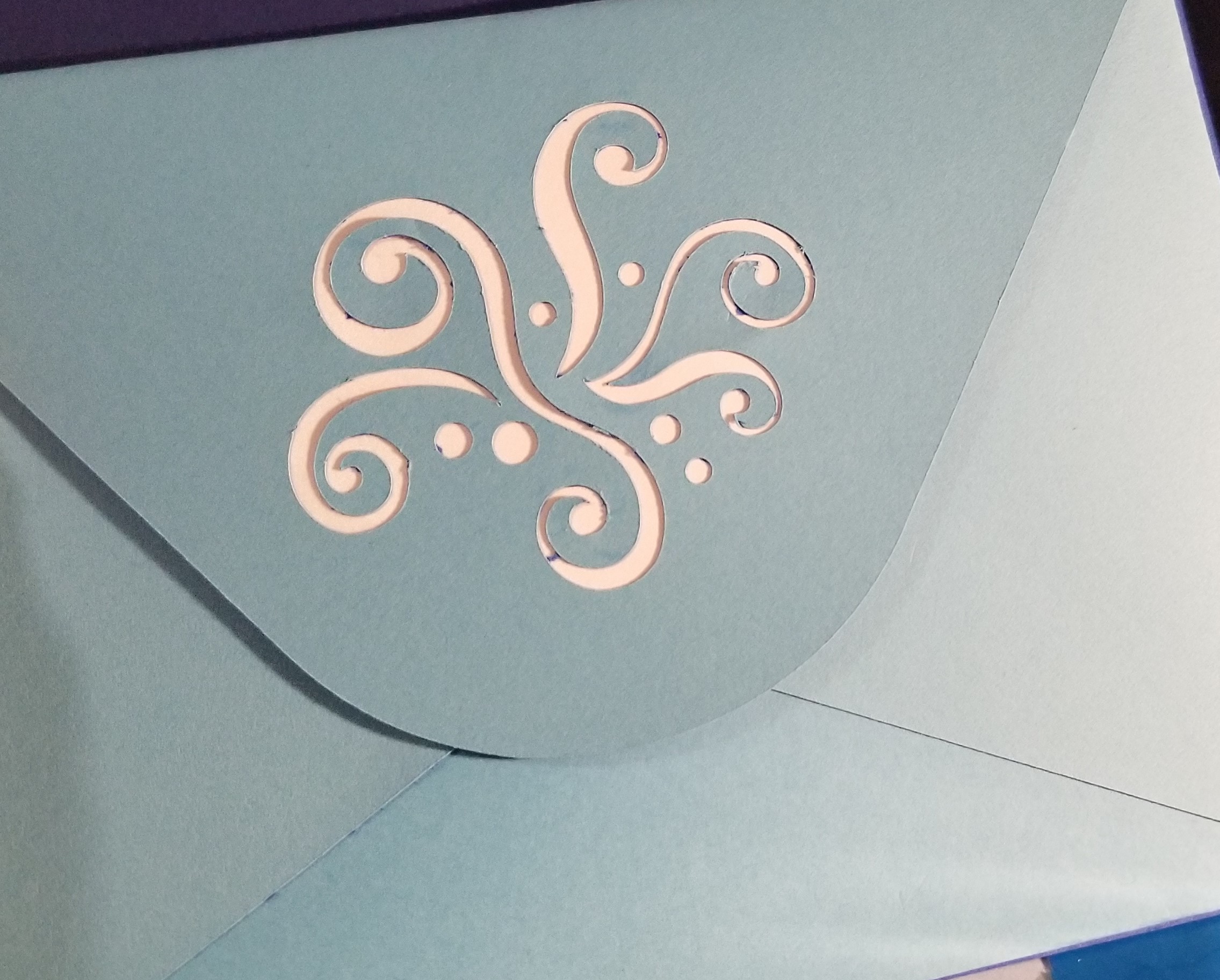 Featured/Envelope_Back_rd35e3