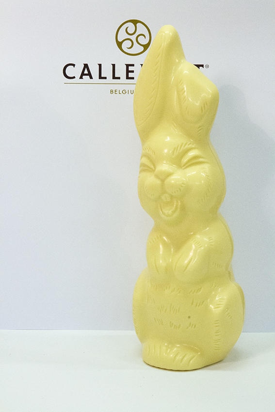 Chocolade lachhaas - 500 gr - witte chocolade