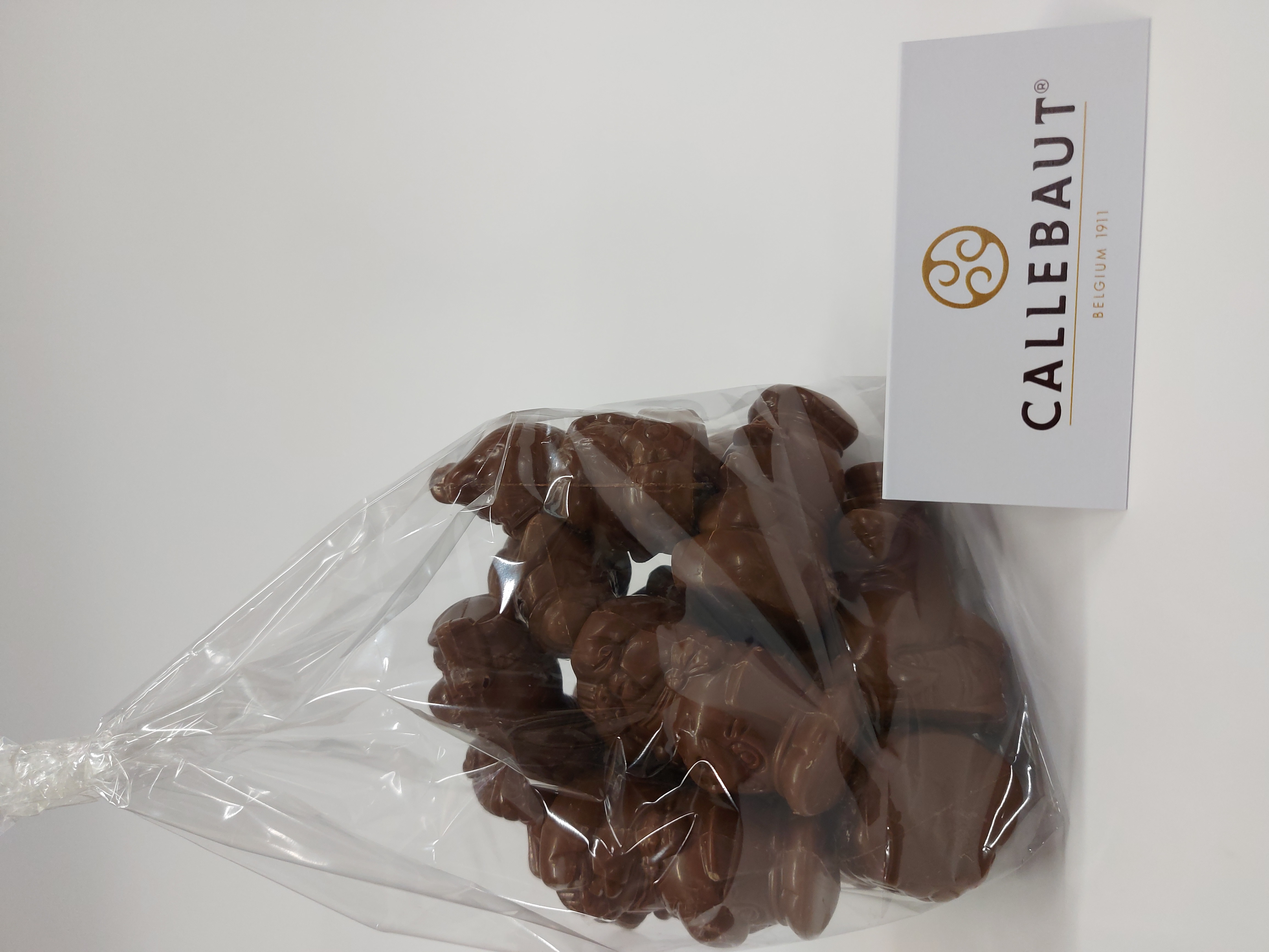 Mini figuurtjes 5 tot 7 cm 12 stuks per zakje - Melk chocolade