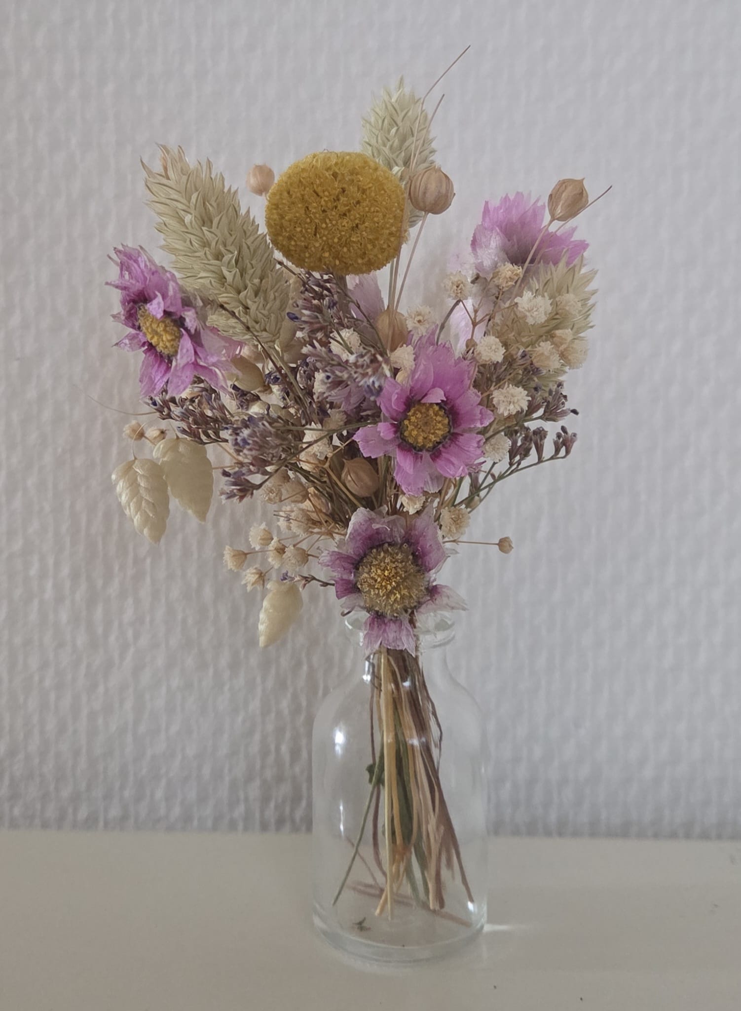 Mini boeket droogbloemen (pastel) met vaasje