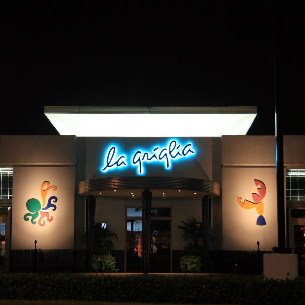 Places-Eat-La Griglia-exterior-night-1