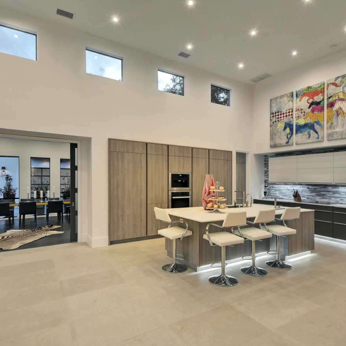 Impossibly zen Lake Austin retreat has everything you'd expect for 8M