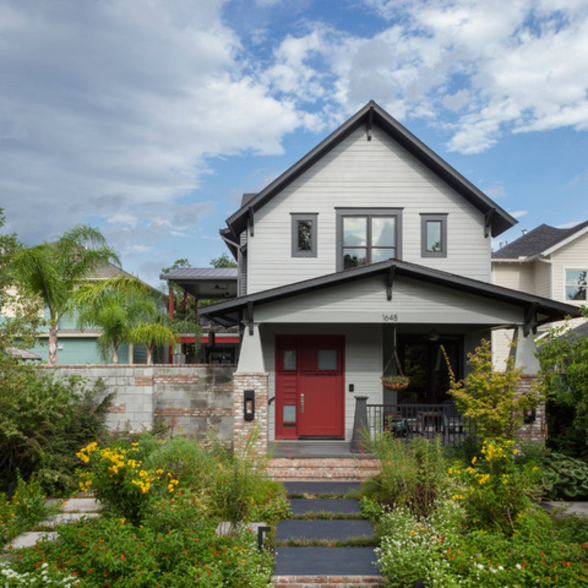 This Modern Home Plays Nice In The Historic Heights Neighborhood