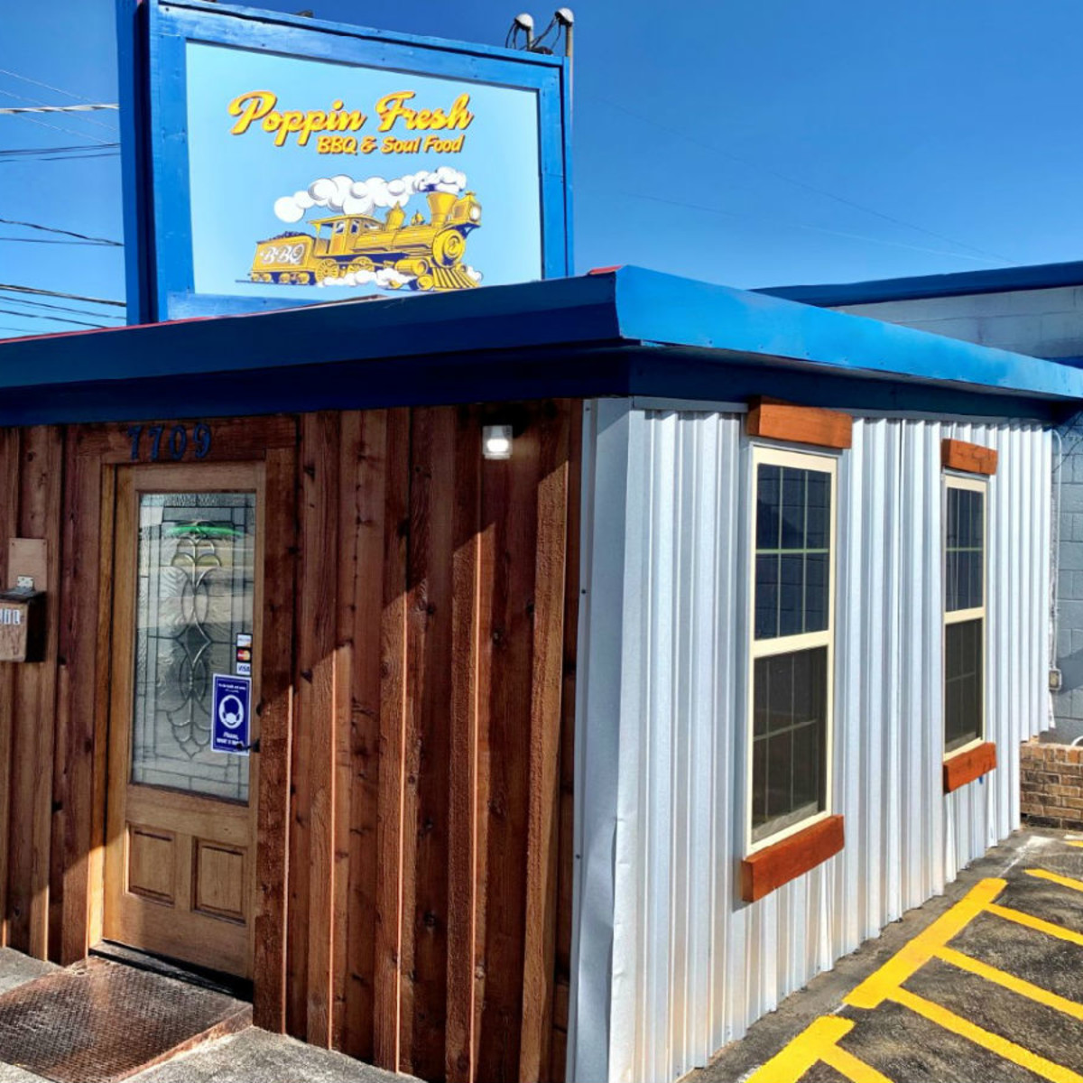 NYC stores ramp up wattage and wow with holiday window displays