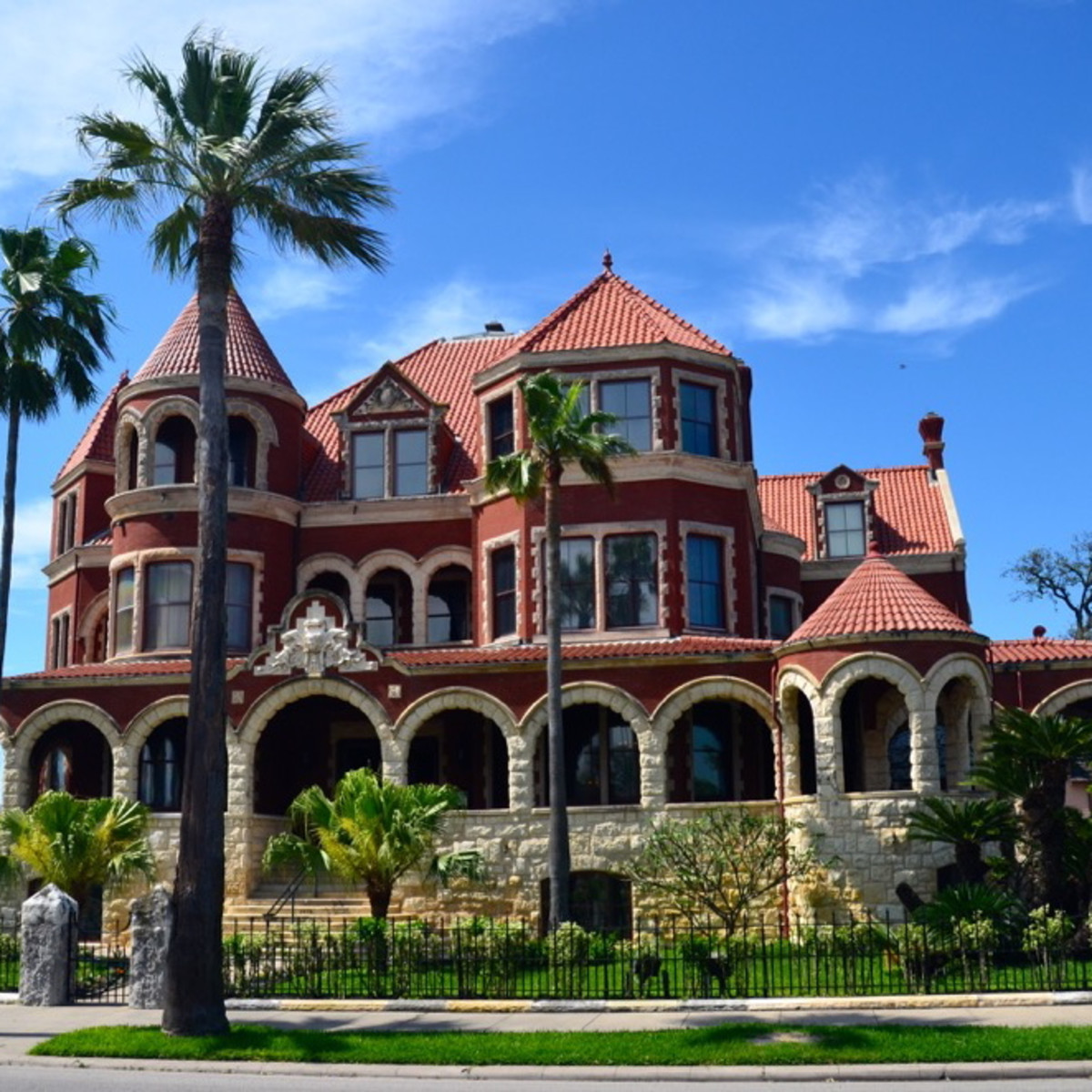 Galveston Getaway Texas Favorite Beach Town Offers New