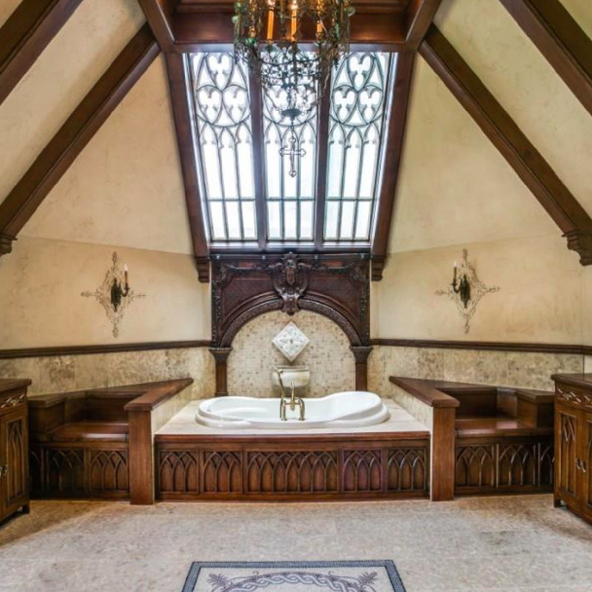 Sam Wyly’s iconic Dallas home hits market for first time in 50 years