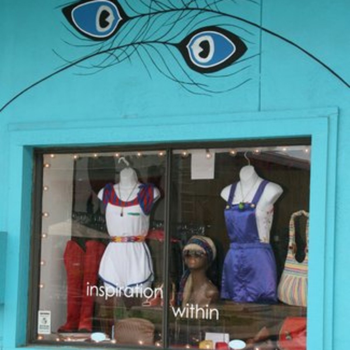 Austin Photo: Places_shopping_feathers_boutique_exterior