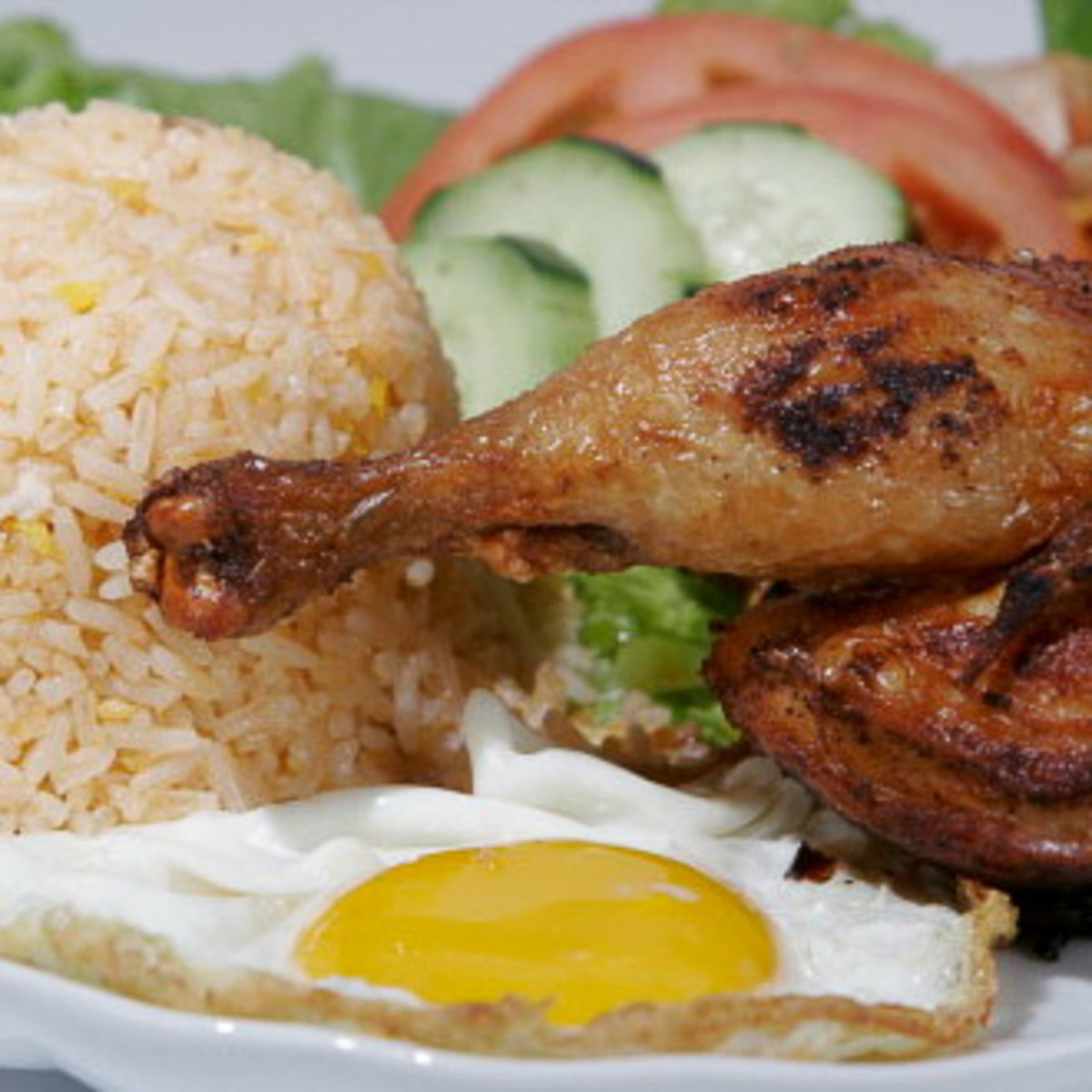 News_Carol Rust_Huynh Restaurant_Com Phuong Hoang_Phoenix Chicken