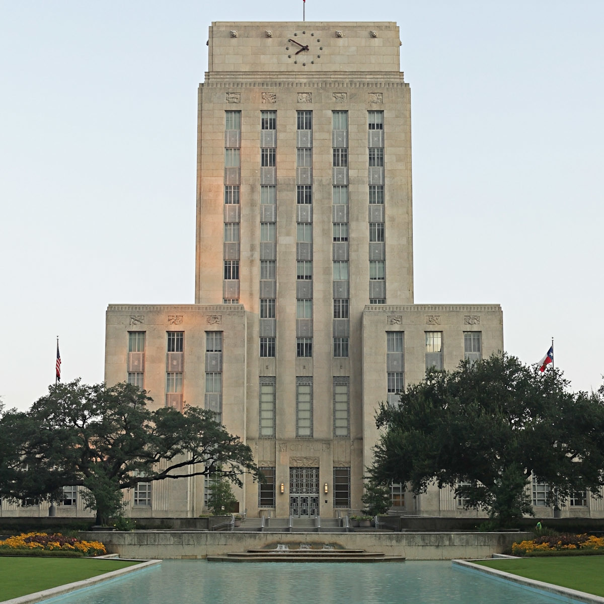 Greater Houston Convention and Visitors Bureau moving out of City H