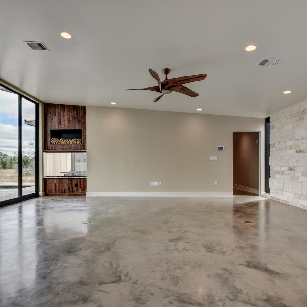 Austin couple transforms Driftwood dream house into music venue